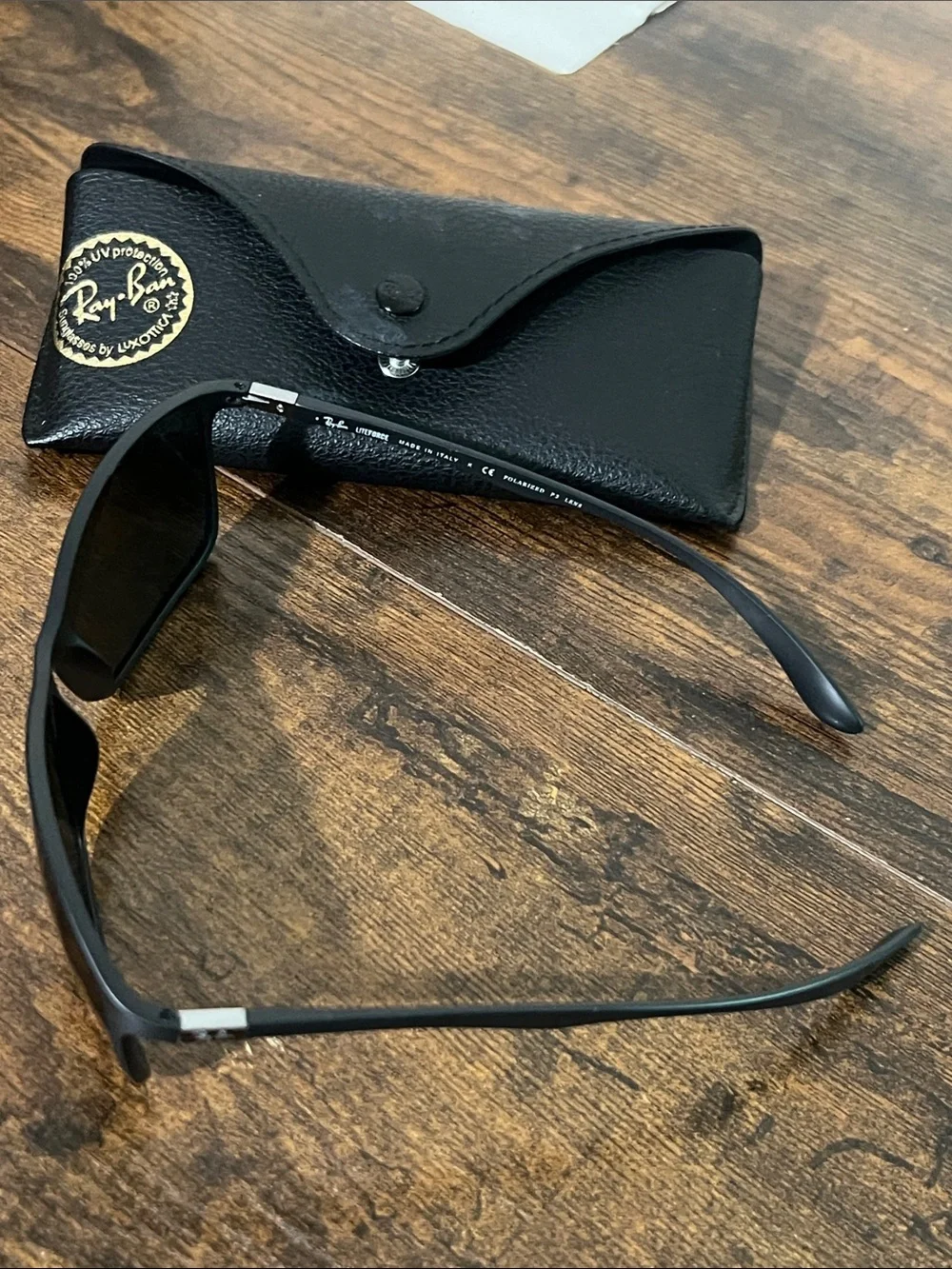 Ray-Ban Black Polarized p3 lens Sunglasses with Black Case